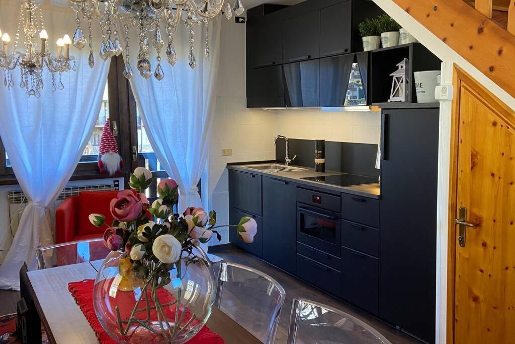 Tabla - Confort Ed Eleganza A 100 Mt Dagli Impianti Aprica Exterior foto